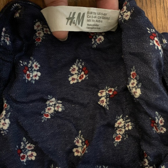 Dress - Picture 4 of 4